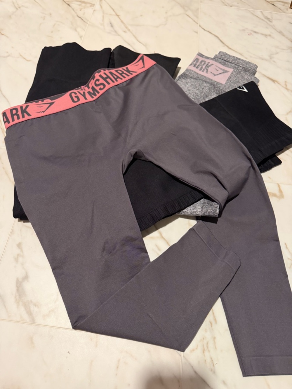 Gymshark Multi-Pack Leggings in Black, Gray and Pink-Trim Bundle of 5 - Picture 3 of 11